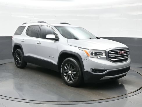 Used 2017 GMC Acadia SLT FWD image 8
