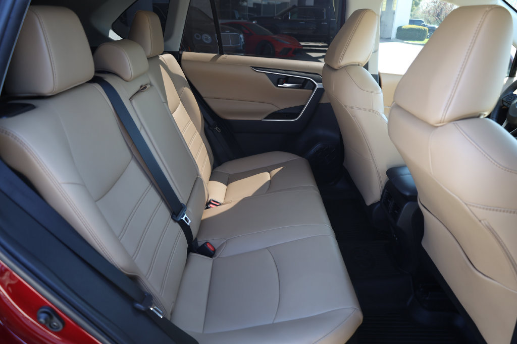 Used 2024 Toyota RAV4 XLE Premium w/ Weather Package AWD/4WD image 17