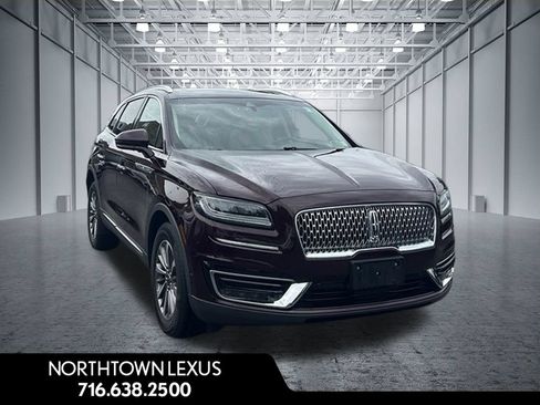 Used 2020 Lincoln Nautilus Reserve AWD/4WD image 4