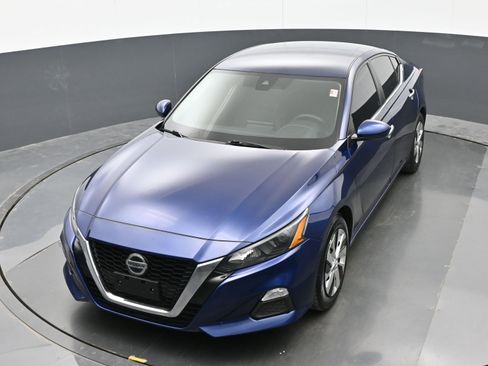 Used 2022 Nissan Altima 2.5 S image 34