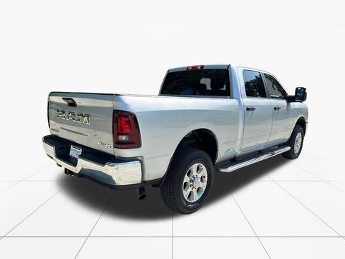 Used 2026 RAM 2500 Big Horn AWD/4WD image 8