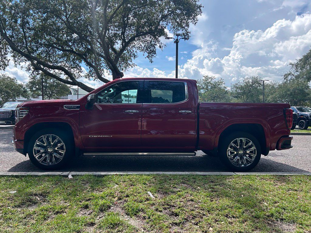 Used 2024 GMC Sierra 1500 Denali w/ Denali Reserve Package AWD/4WD image 1