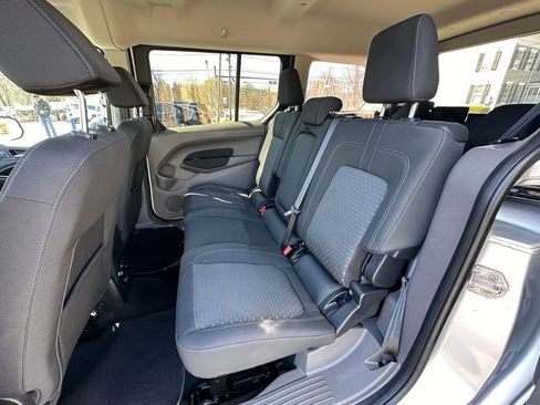 Used 2021 Ford Transit Connect XLT image 16