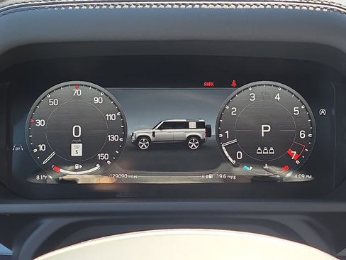 Certified 2025 Land Rover Defender 110 S AWD/4WD image 18