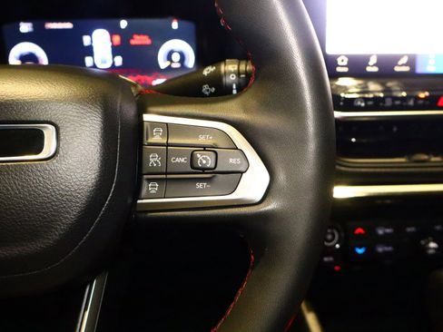 Used 2023 Jeep Compass Trailhawk w/ Trailhawk Elite Group image 12