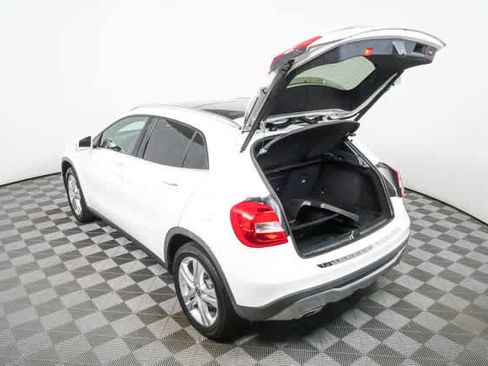 Used 2018 Mercedes-Benz GLA 250 4MATIC image 28