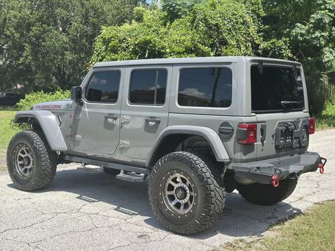 Used 2018 Jeep Wrangler Unlimited Rubicon AWD/4WD image 14