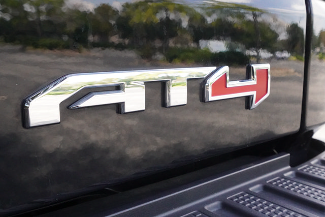 Used 2024 GMC Sierra 1500 AT4 w/ Technology Package AWD/4WD image 41