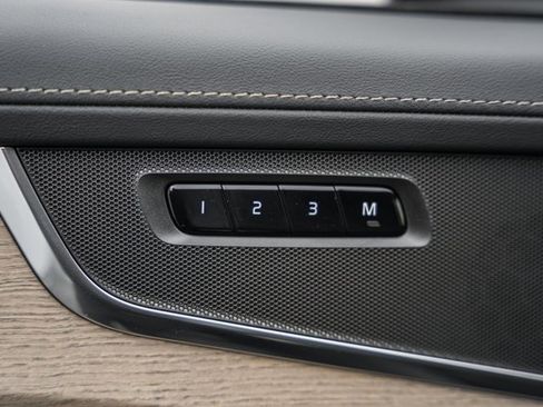 Certified 2025 Volvo XC90 T8 Core w/ Climate Package image 36