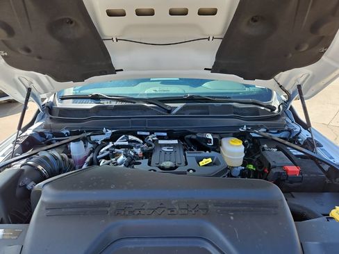 New 2026 RAM 3500 Laramie AWD/4WD image 7