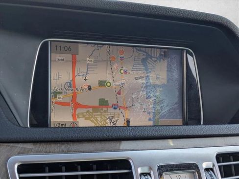 Used 2015 Mercedes-Benz E 350 4MATIC Wagon image 10