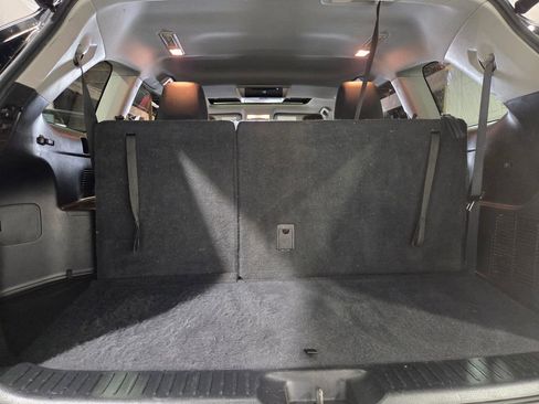 Used 2015 Toyota Highlander XLE image 18