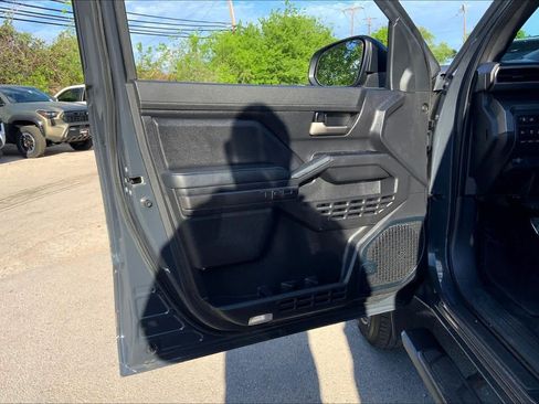 Used 2024 Toyota Tacoma TRD Sport w/ TRD Sport Premium Package image 22