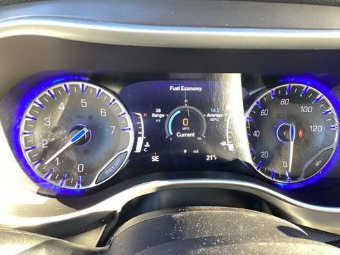 New 2026 Chrysler Pacifica Select image 17