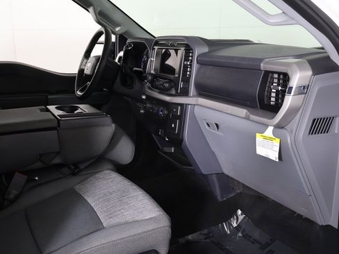 Used 2023 Ford F150 XLT w/ Trailer Tow Package image 23