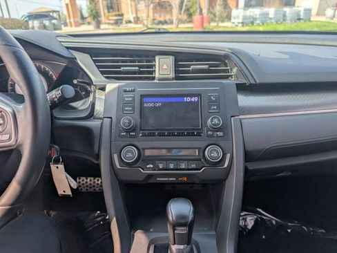 Used 2017 Honda Civic Sport image 12