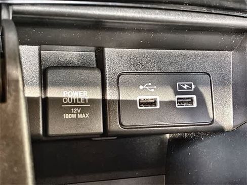 Used 2021 Honda Accord Touring image 34