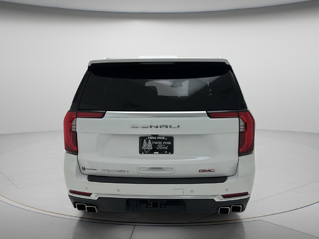 Used 2025 GMC Yukon XL Denali AWD/4WD image 6