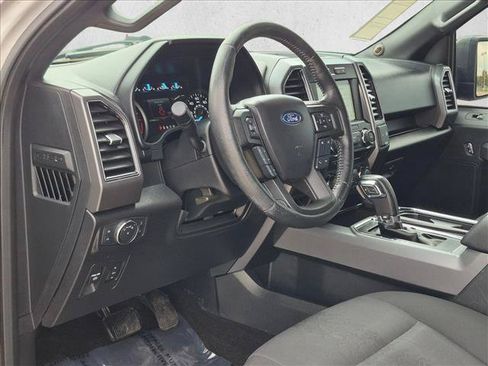 Used 2018 Ford F150 XLT w/ Equipment Group 302A Luxury AWD/4WD image 9