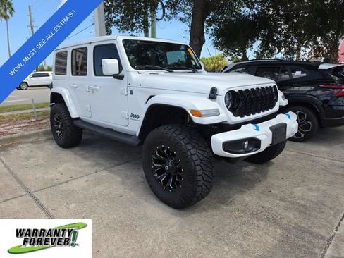 Used 2024 Jeep Wrangler High Altitude AWD/4WD image 1