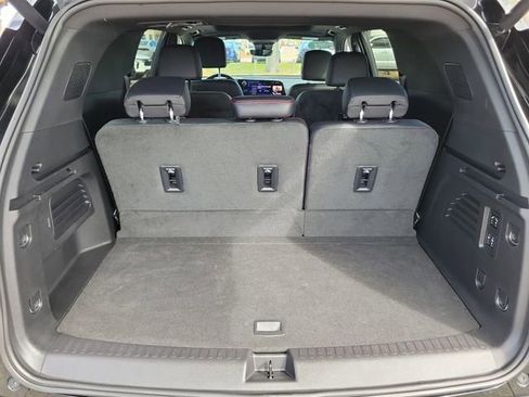 Certified 2024 Chevrolet Traverse RS w/ LPO, Floor Liner Package image 10