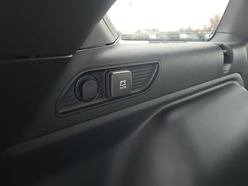 Used 2024 Jeep Grand Cherokee Altitude image 91