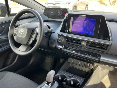 Used 2024 Toyota Prius LE image 17