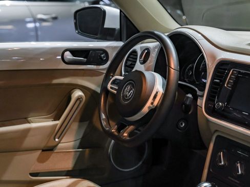 Used 2016 Volkswagen Beetle 1.8T SE image 11