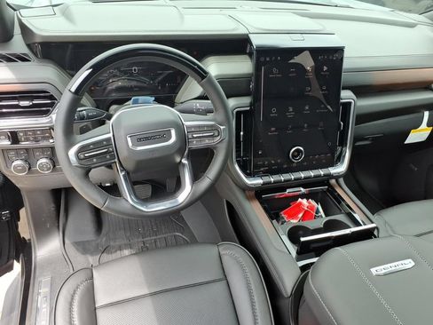 New 2026 GMC Yukon Denali w/ Advanced Technology Package AWD/4WD image 17