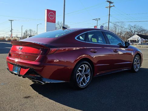 Used 2023 Hyundai Sonata SEL w/ Cargo Package image 4