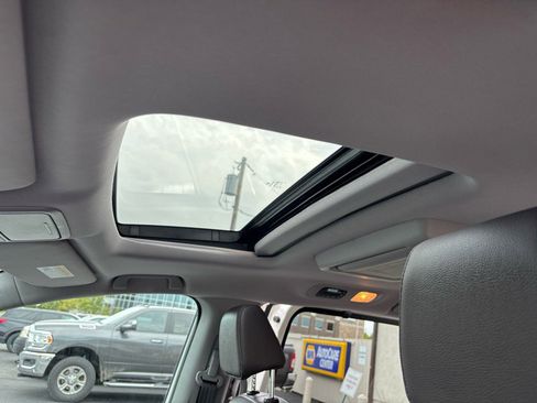 Used 2019 Honda Odyssey EX-L image 31