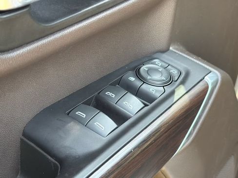 Used 2022 GMC Sierra 1500 SLT AWD/4WD image 22