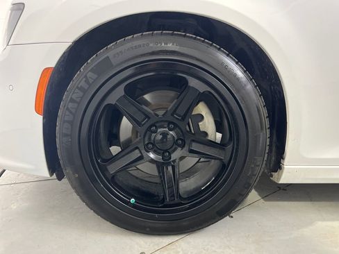 Used 2022 Chrysler 300 S w/ Comfort Group image 14