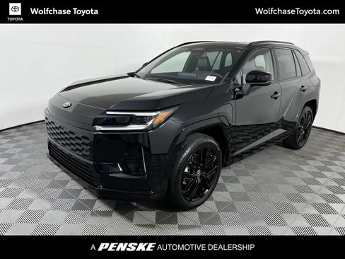 Used 2026 Toyota RAV4 XSE w/ Panoramic Sun Roof Package AWD/4WD image 1