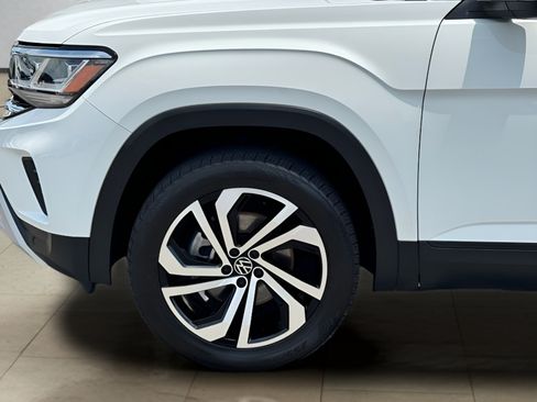 Used 2022 Volkswagen Atlas SE FWD image 36