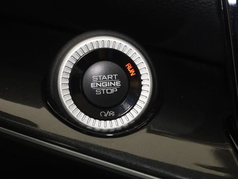 Used 2022 Jeep Wagoneer Series I w/ Convenience Group I AWD/4WD image 33