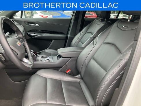 Used 2024 Cadillac XT4 Luxury w/ Cold Weather Package AWD/4WD image 18