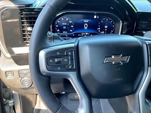 Used 2023 Chevrolet Silverado 1500 RST AWD/4WD image 23