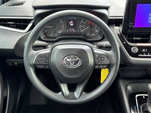 Certified 2025 Toyota Corolla LE image 23