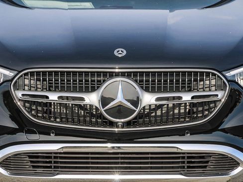 New 2026 Mercedes-Benz GLC 300 4MATIC image 7