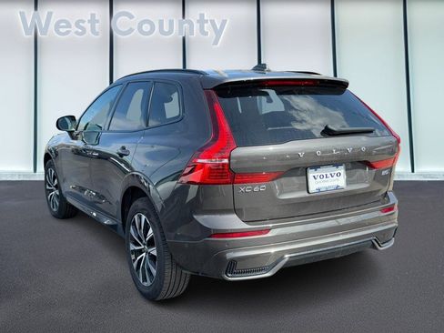 Used 2025 Volvo XC60 B5 Plus w/ Climate Package image 7
