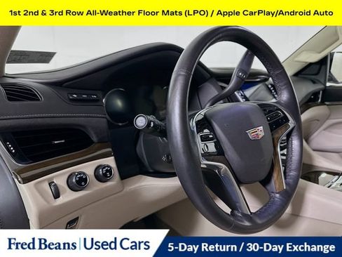 Used 2020 Cadillac Escalade Premium Luxury AWD/4WD image 14