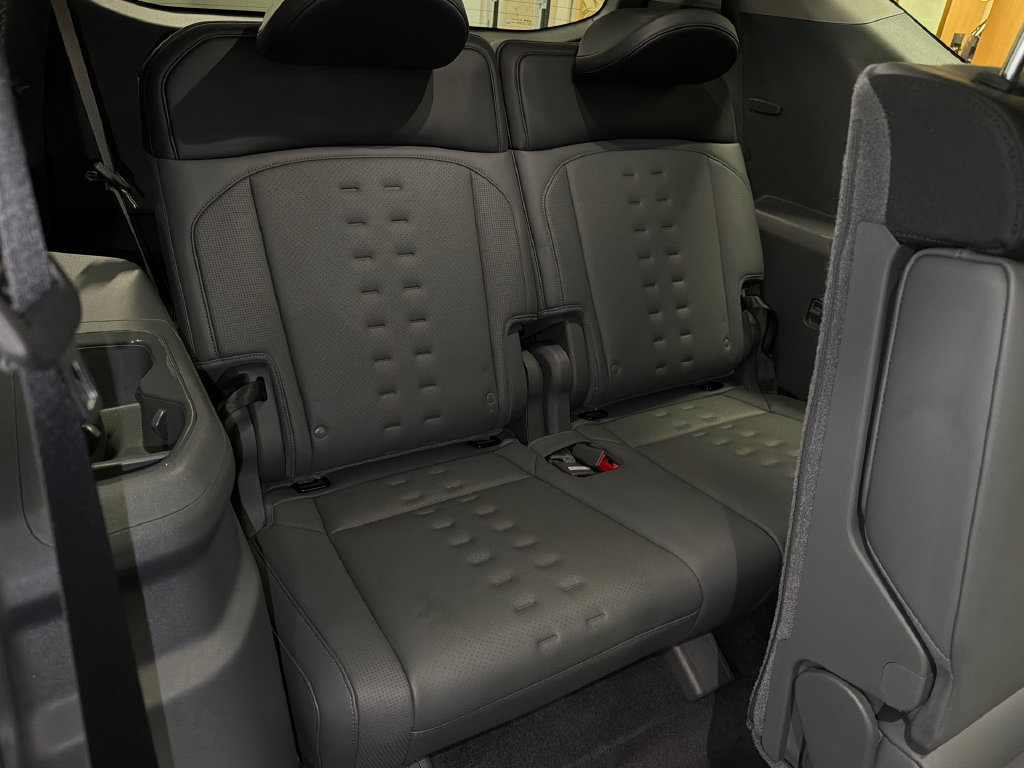 Certified 2024 Kia EV9 Wind AWD/4WD image 16