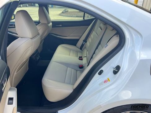 Used 2018 Lexus IS 300 image 50