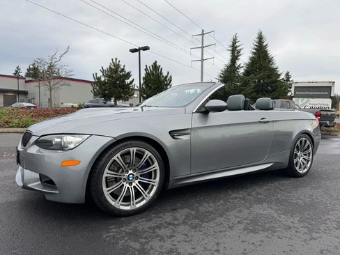 Used 2009 BMW M3 Convertible 2D image 5