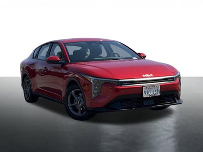 Certified 2025 Kia K4