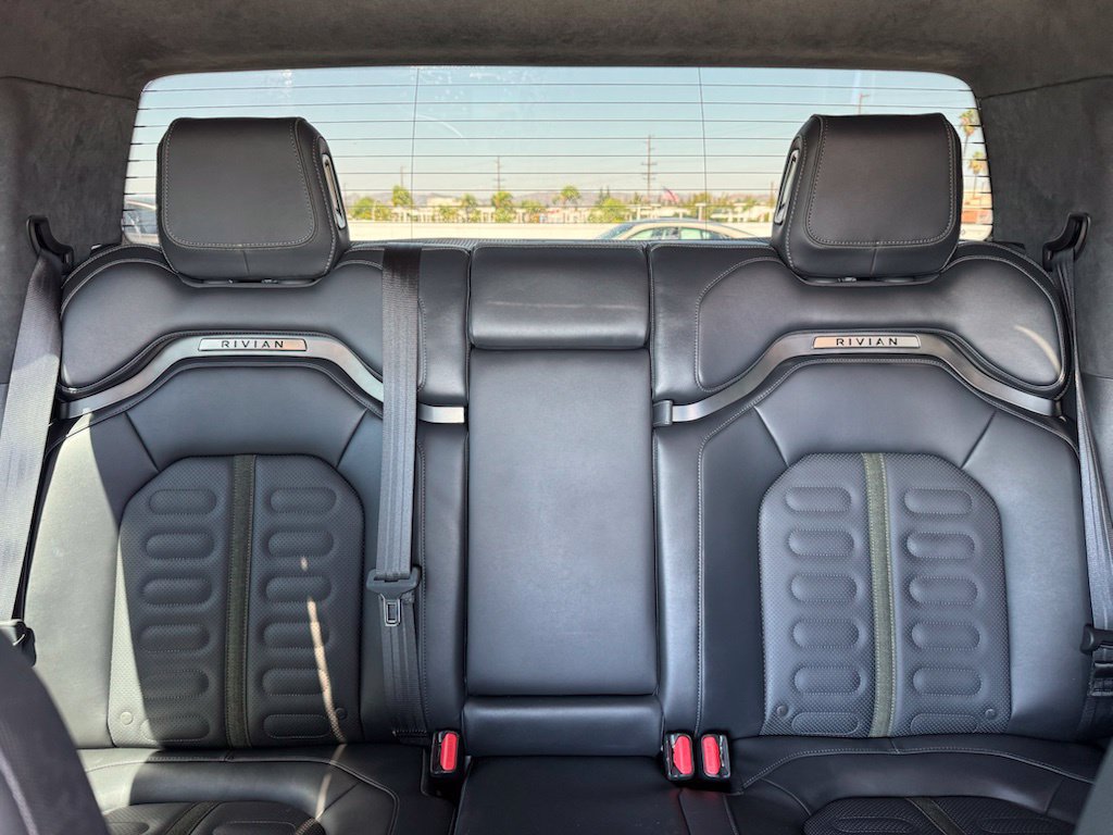 Used 2024 Rivian R1T Adventure Dual AWD/4WD image 19