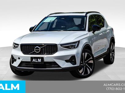 Used 2024 Volvo XC40 B5 Plus w/ Climate Package