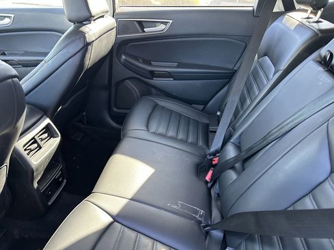 Used 2022 Ford Edge SEL w/ Convenience Package image 9