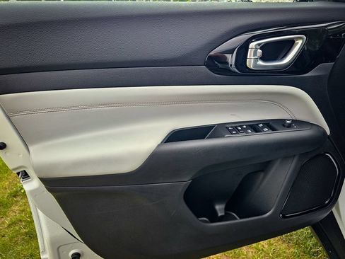 New 2026 Jeep Compass Limited AWD/4WD image 9